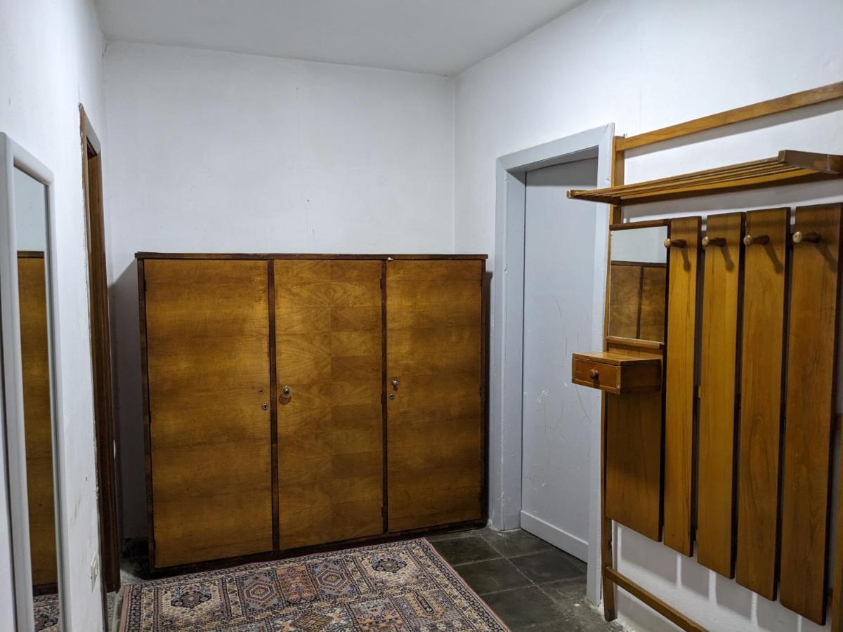 Communist Style Room Shkodra Exterior foto